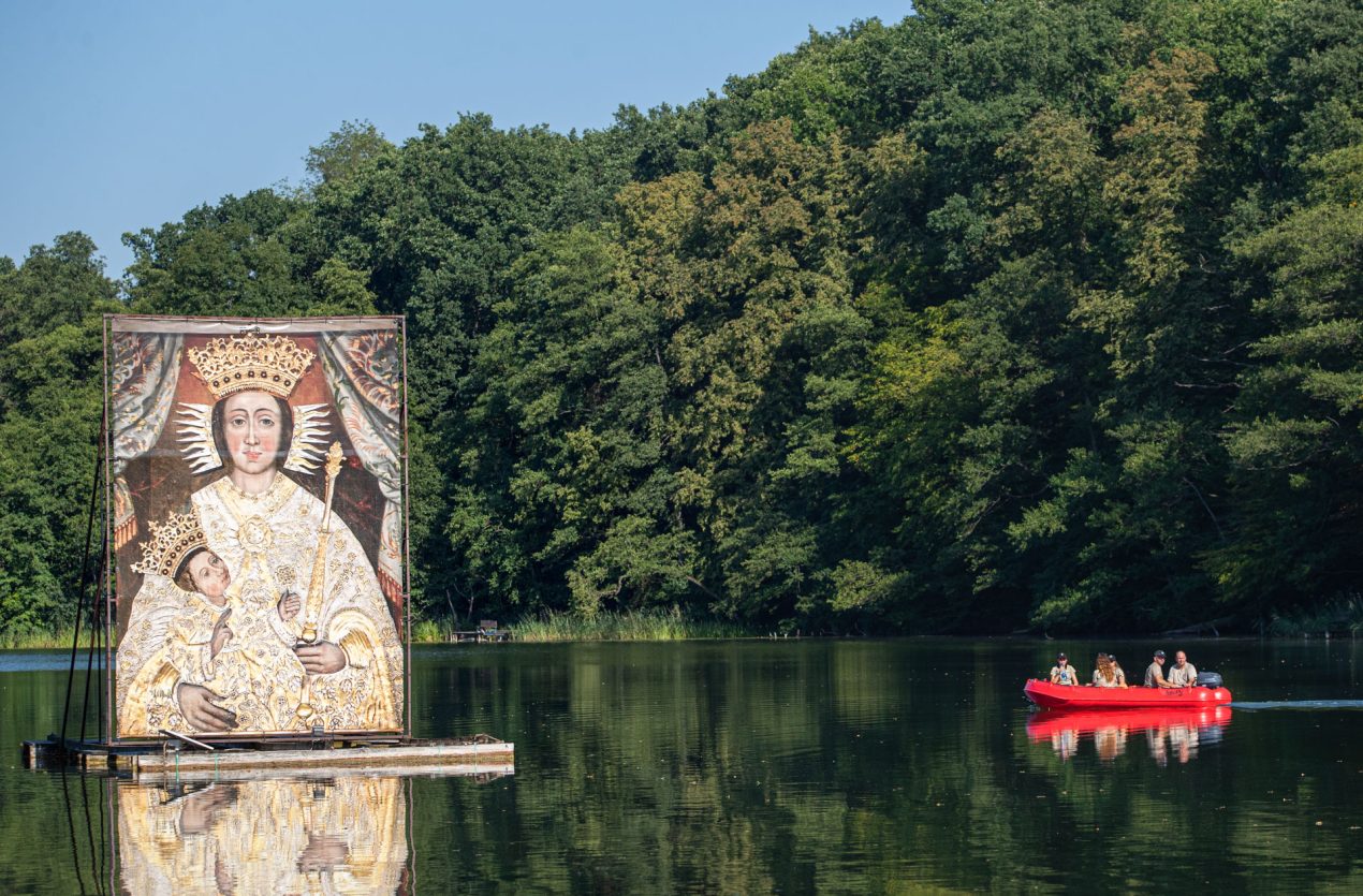 Ilustracja do wpisu: Sanktuarium Matki Bożej Królowej Krajny