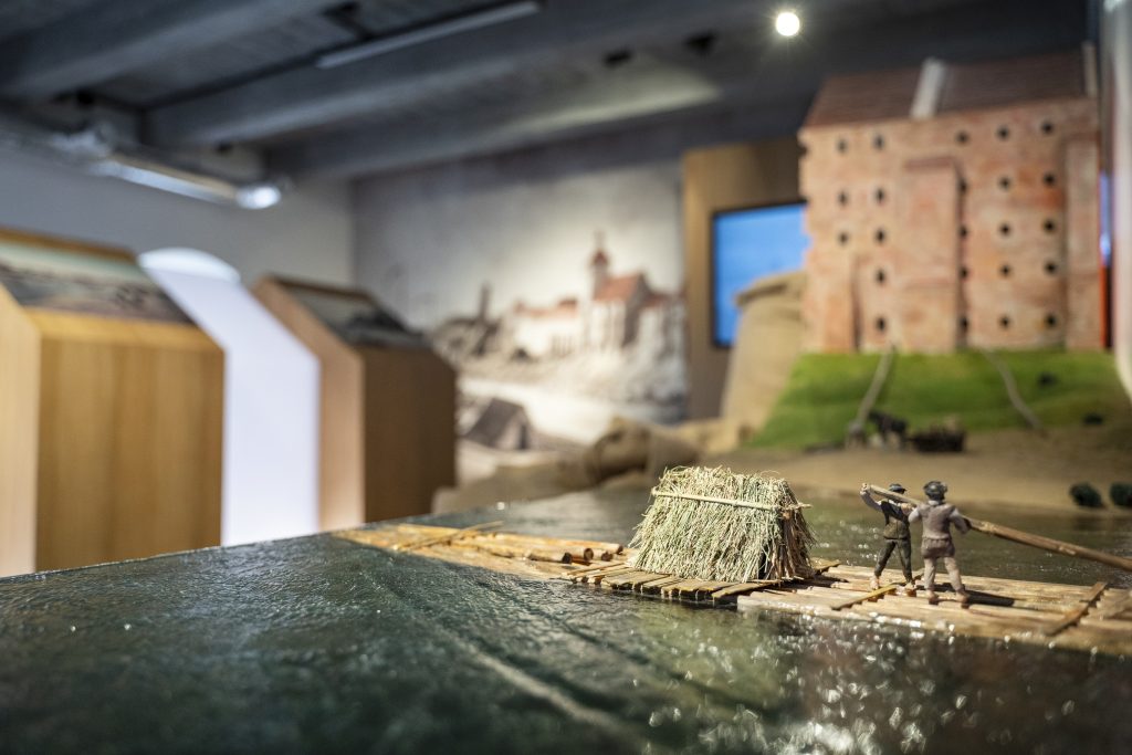 Grudziądz Muzeum Handlu Wiślanego Flis