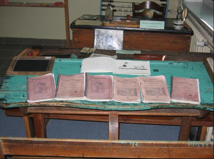 Ilustracja artykułu: Wystawa „Szkoła sprzed lat”