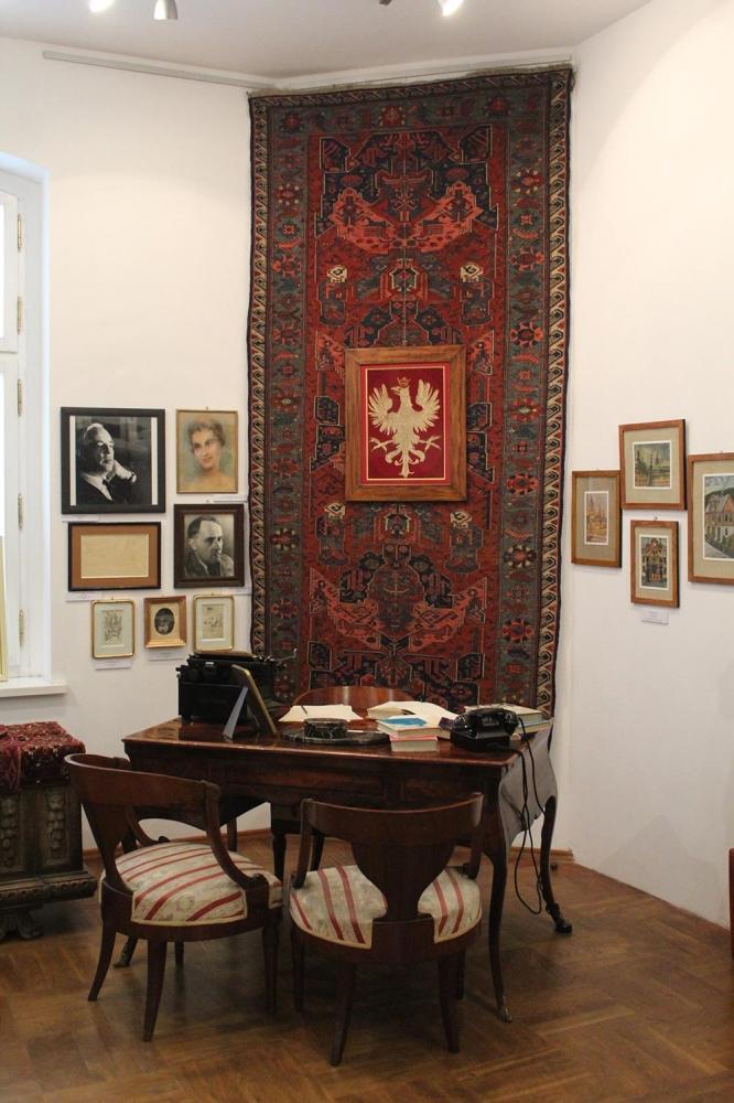 Ilustracja do wpisu: Wystawa „Gabinet pisarza i kolekcjonera Stanisława