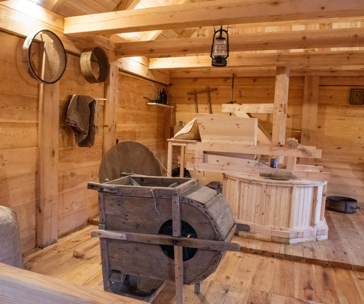 Ilustracja do wpisu: Wystawa „Młyn wodny”