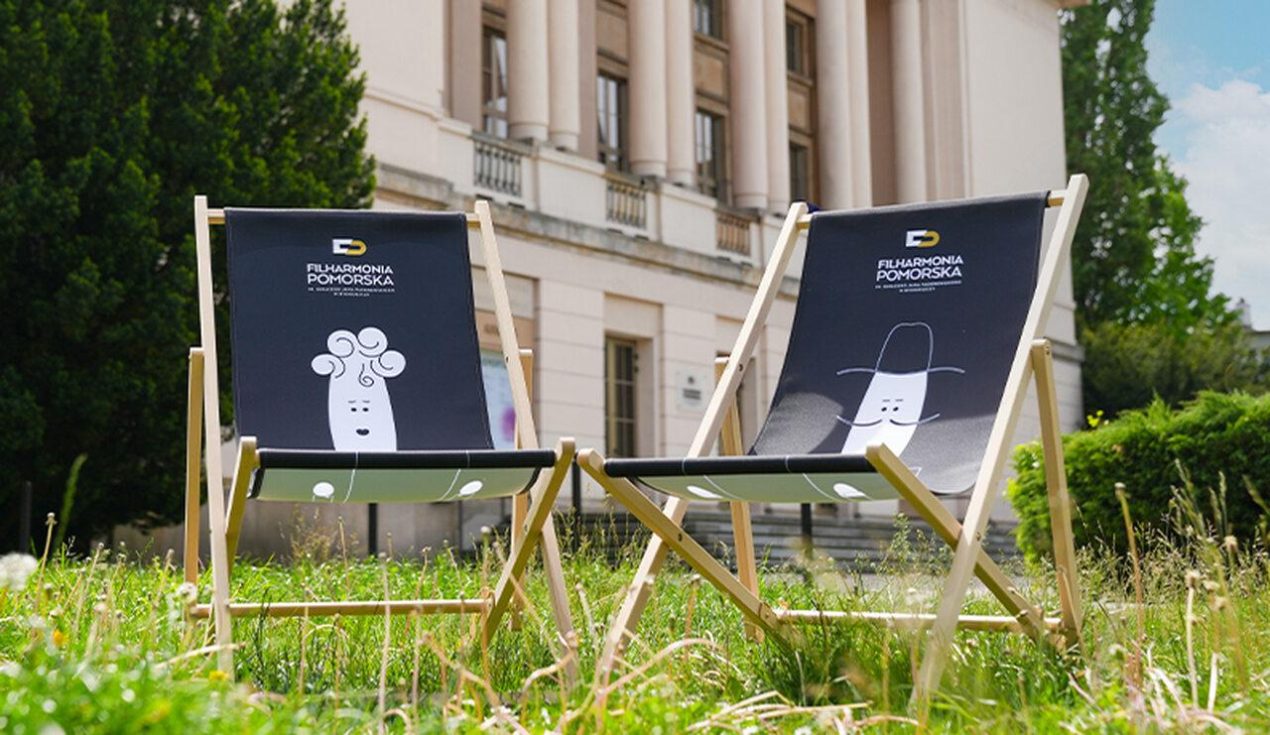 Ilustracja do wpisu: Muzyczne leżakowanie w Wiolinowie