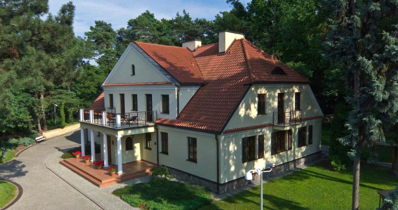 Ilustracja do wpisu: Zwiedzanie wystawy „Niepodległa, Ojcowie Niepodległości” w